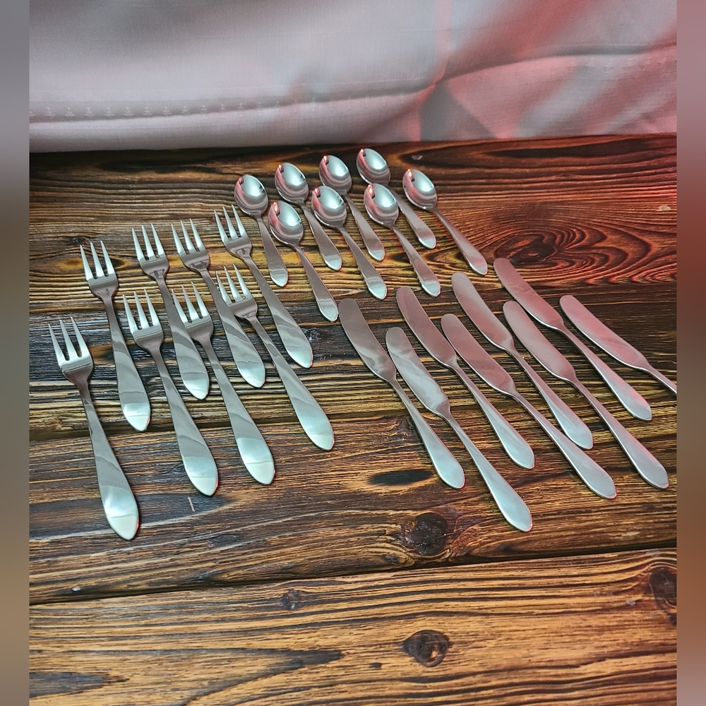 Vintage Retroneu 18/8 Korea Stainless Steel 24 Piece Mini Flatware Set